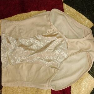 Maidenform Beige Firm Tummy Control High Waist Shaping Brief NUC SZ Small